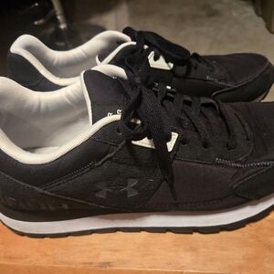Under Armour Men's Black and White Sneakers